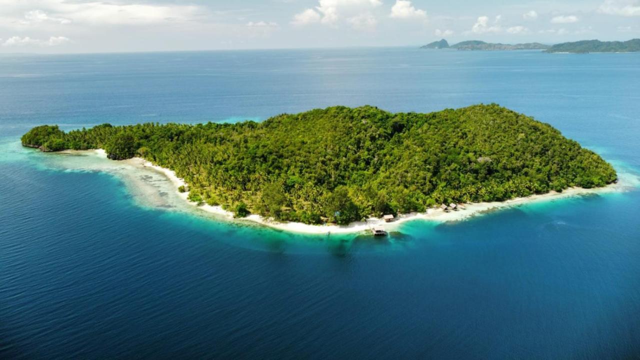 Meos Ambower Homestay Raja Ampat Fam Dış mekan fotoğraf