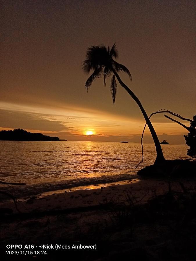 Meos Ambower Homestay Raja Ampat Fam Dış mekan fotoğraf